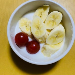 蜂蜜♪トマトバナナヨーグルト